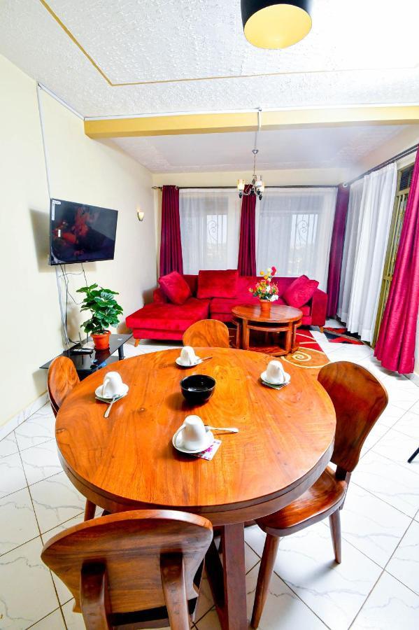 Peace Of Mind Suites Ентеббе Екстер'єр фото