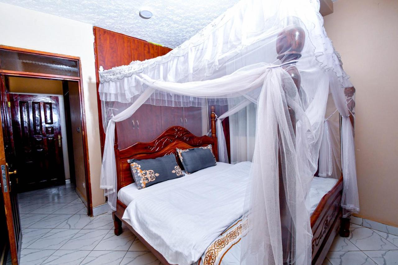Peace Of Mind Suites Ентеббе Екстер'єр фото