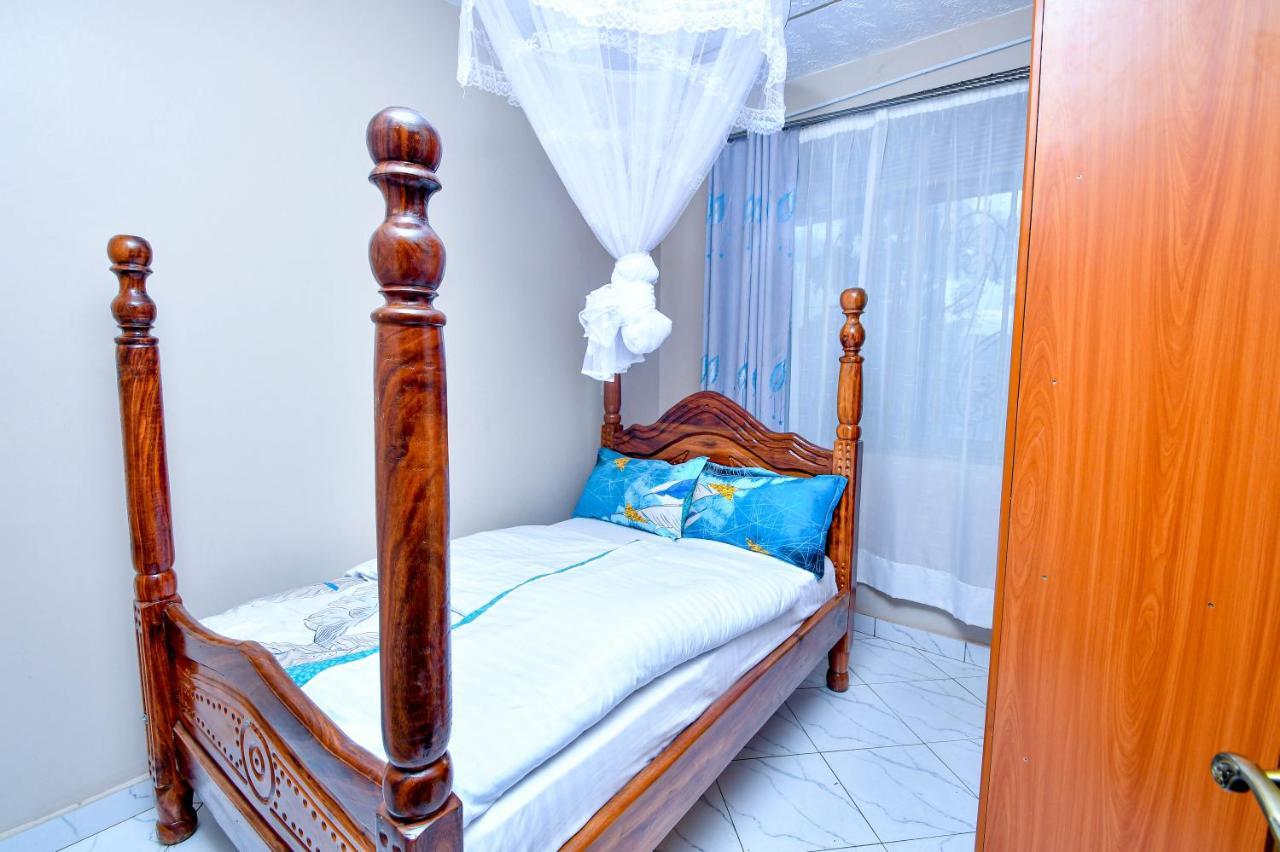 Peace Of Mind Suites Ентеббе Екстер'єр фото