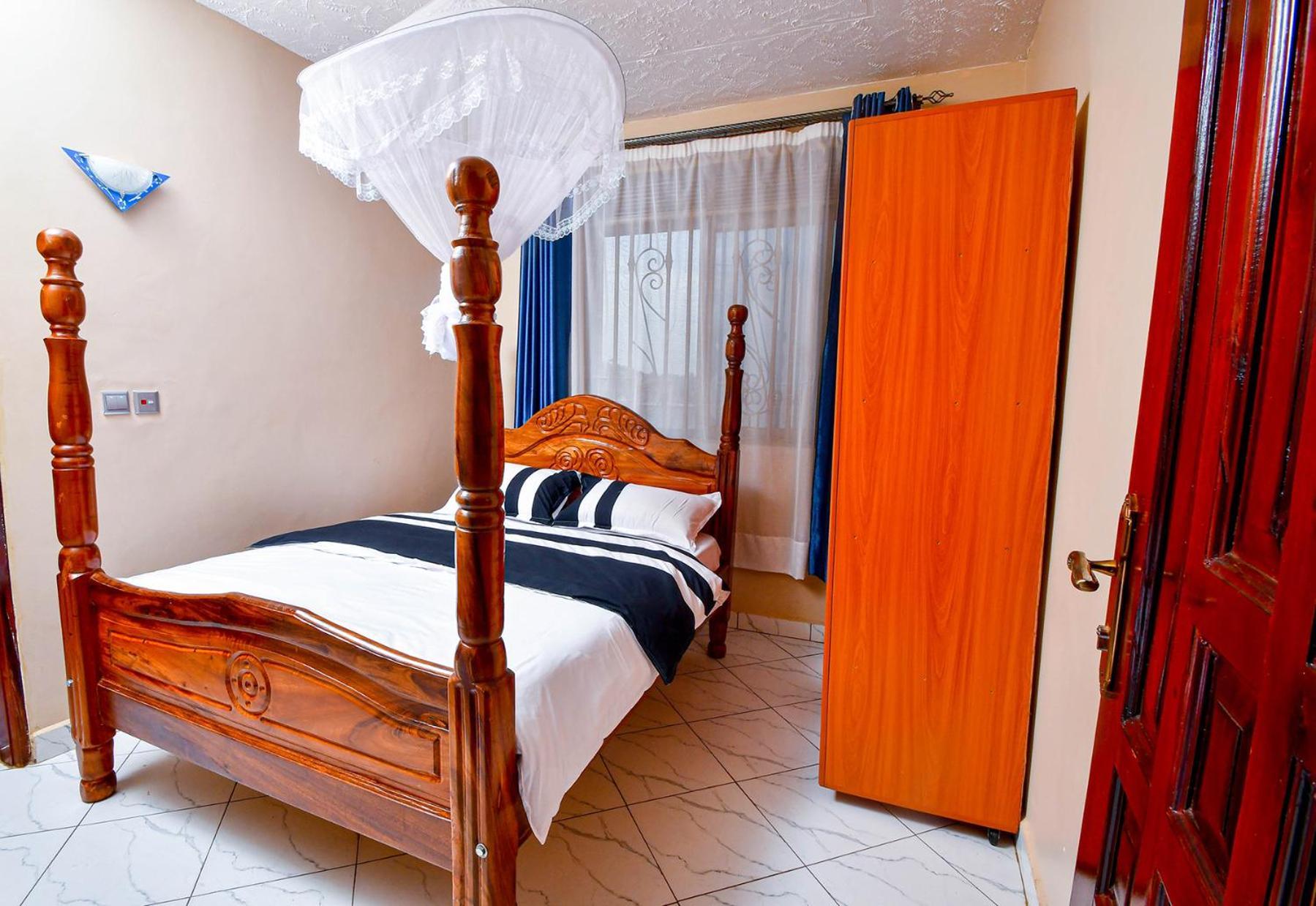 Peace Of Mind Suites Ентеббе Екстер'єр фото