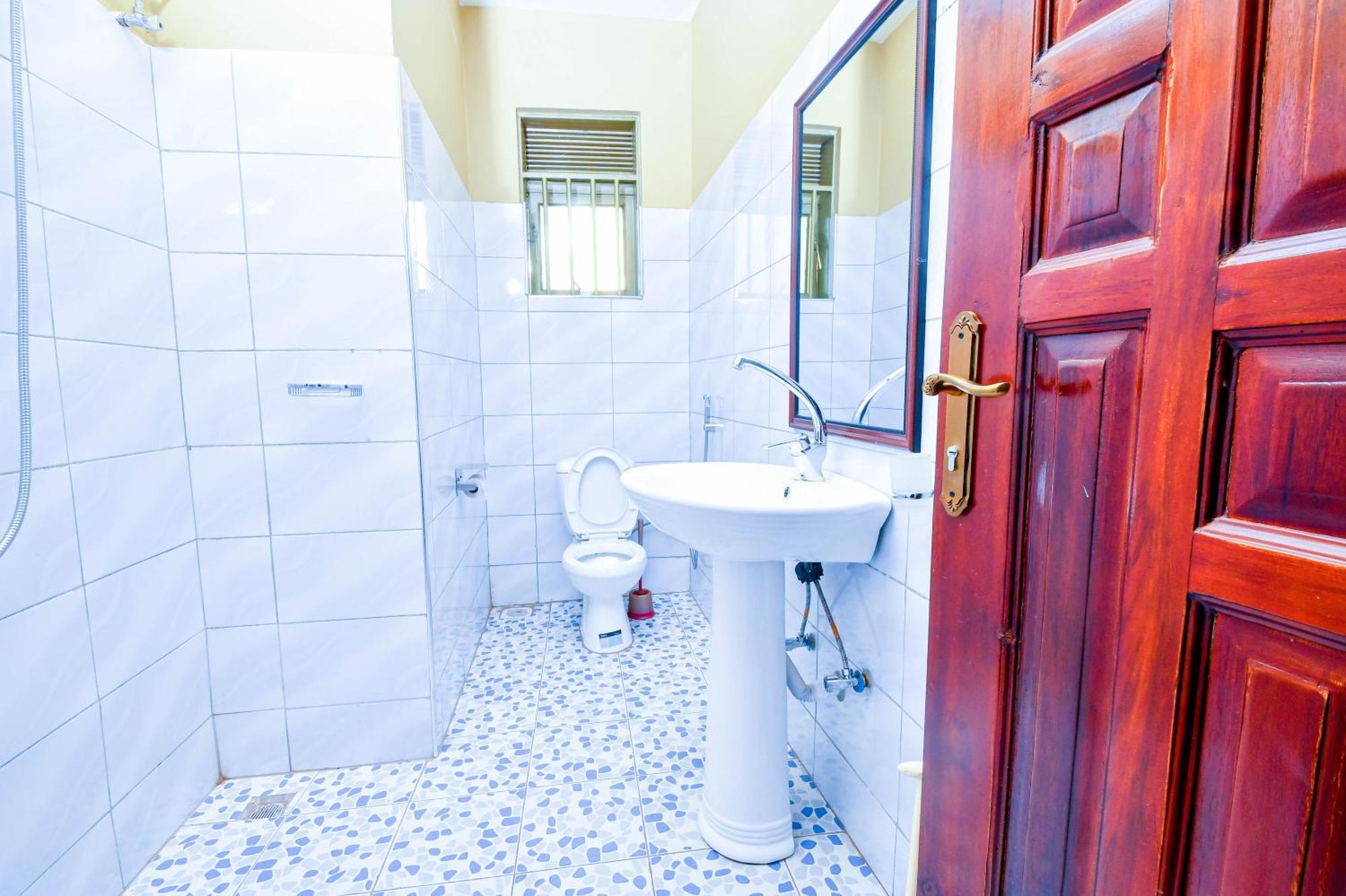 Peace Of Mind Suites Ентеббе Екстер'єр фото
